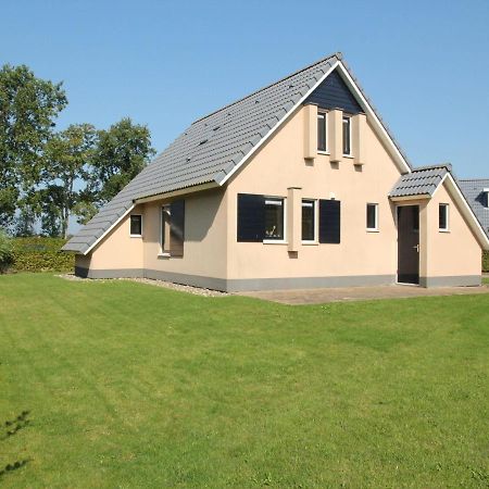 Serene Holiday Home In Gaasterl N Sleat Sondel Exterior foto
