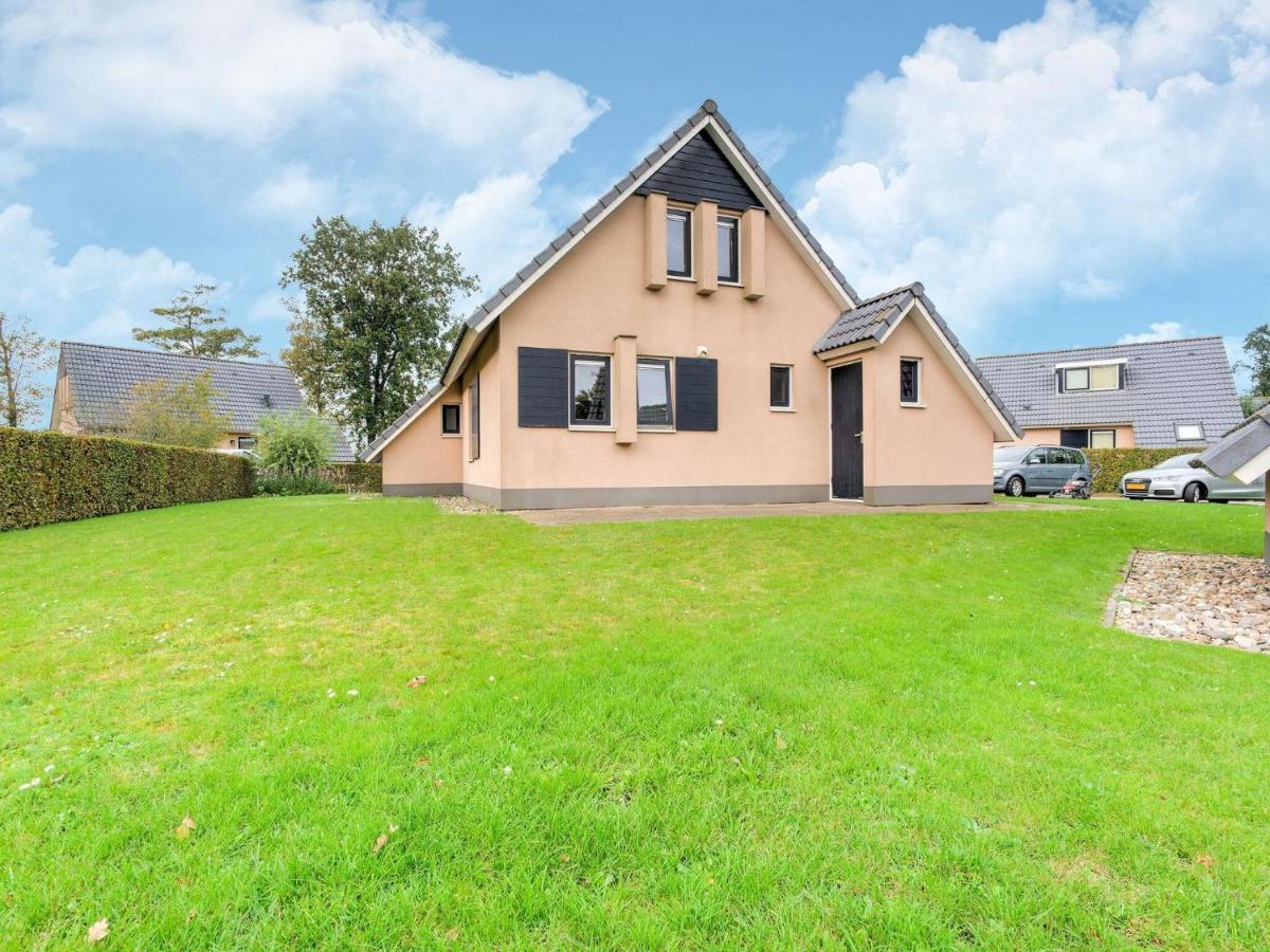 Serene Holiday Home In Gaasterl N Sleat Sondel Exterior foto
