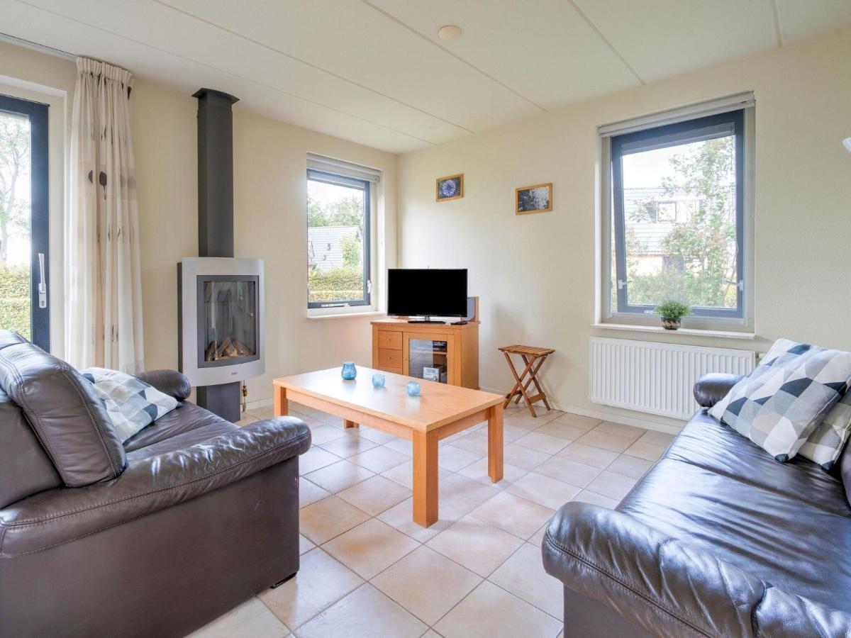 Serene Holiday Home In Gaasterl N Sleat Sondel Exterior foto